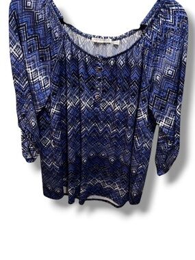 Notations Women’s Plus Size Blue Patterned Stretchy Flowy Top Blouse NWT
